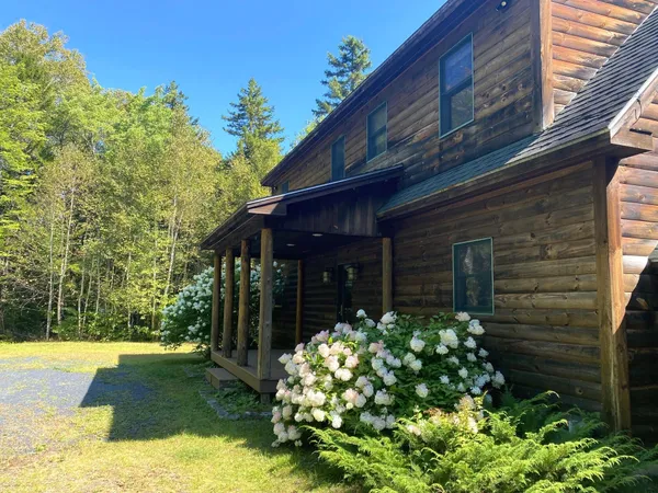 $1,450,000 | 275 South Watson Is Road, Rockwood, ME 04478