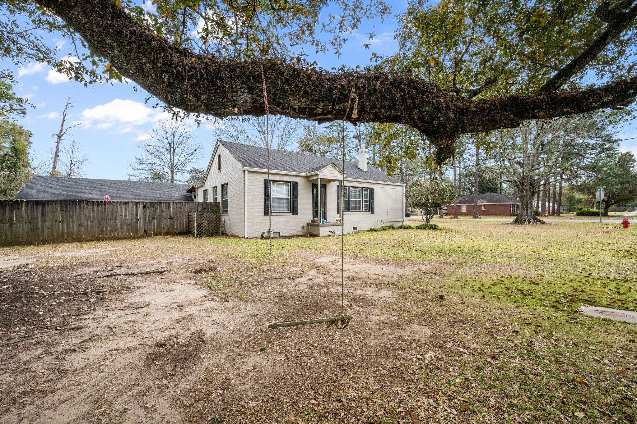 1100 Hand Avenue Bay Minette, AL 36507 - Photo 4 of 24