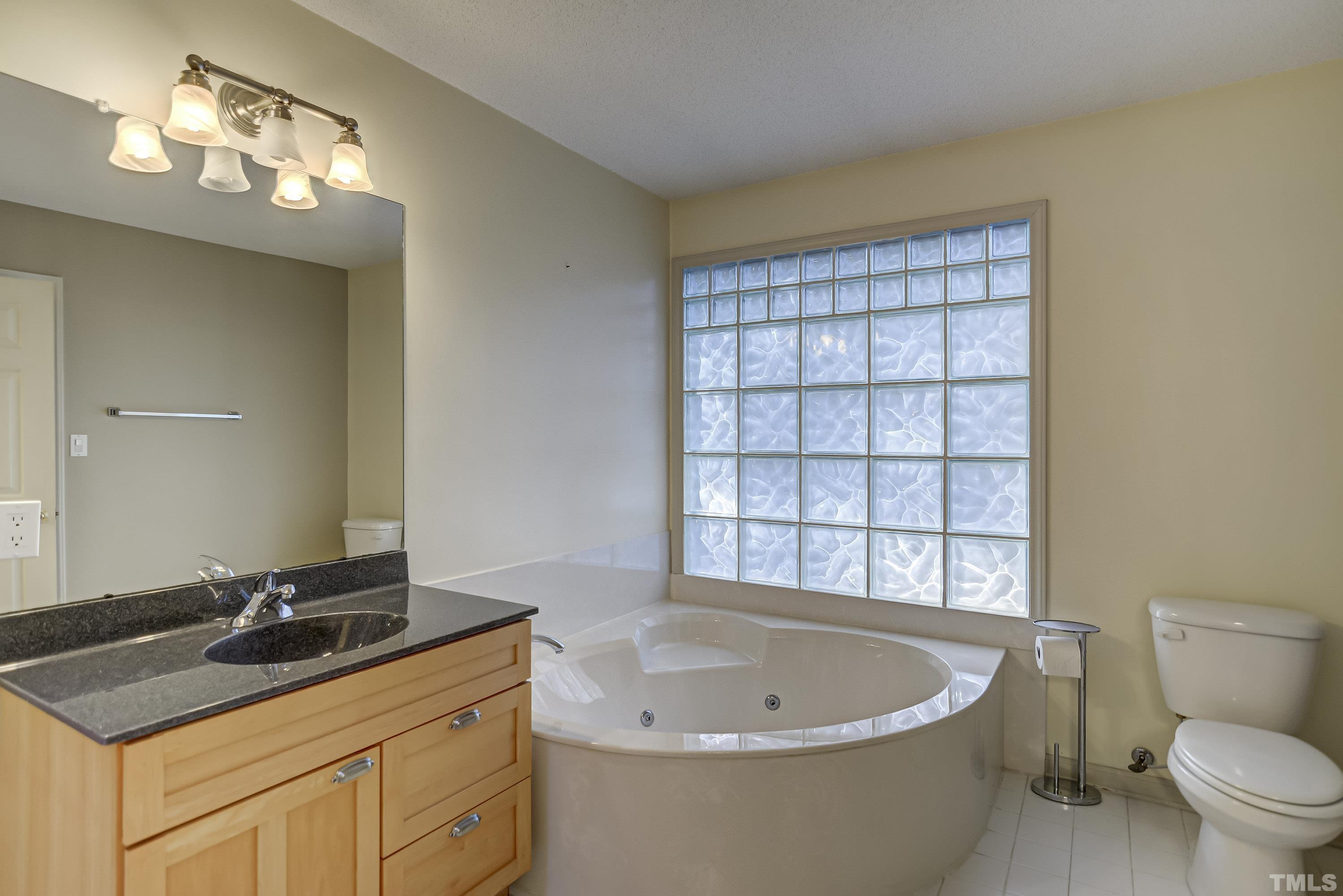 3506 Long Ridge Road Durham, NC 27703 - Photo 12 of 19 Gallery Image 12