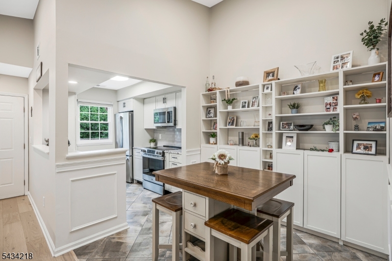 38 Fieldstone Road Bedminster, NJ 07921 - Photo 5 of 30