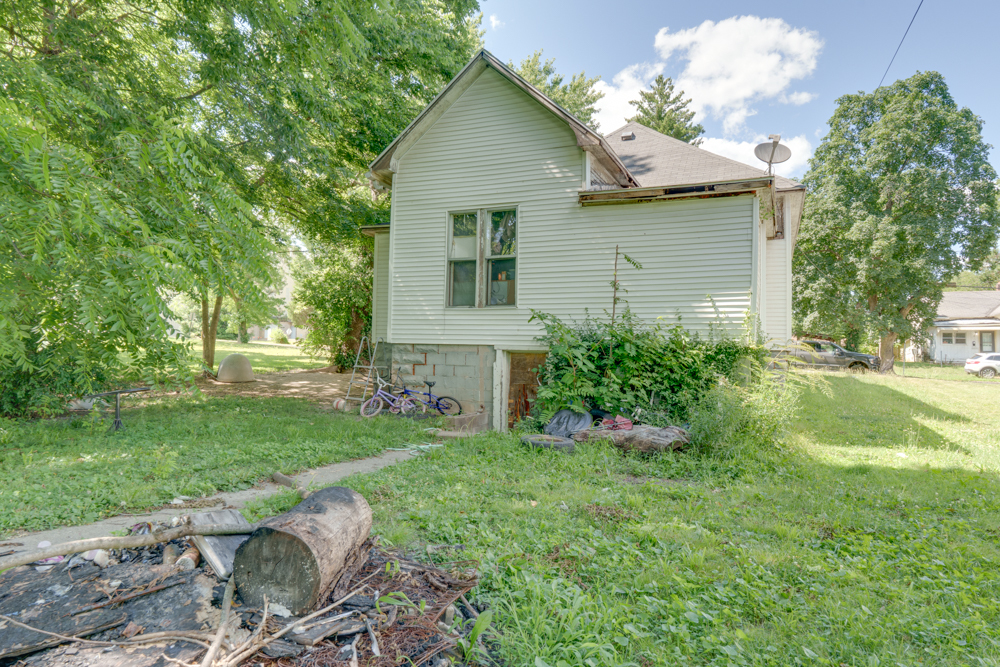 409 Jordan Street Mount Vernon, IL 62864 - Photo 5 of 12