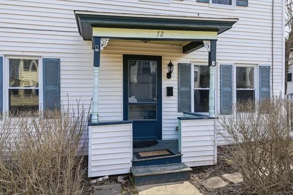 $2,300 | 72 Union Street, Somersworth, NH 03878