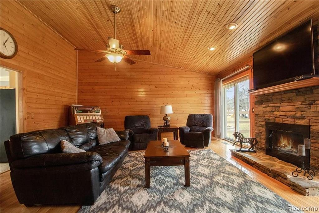 46720 Hanford Road Canton, MI 48187 - Photo 14 of 42