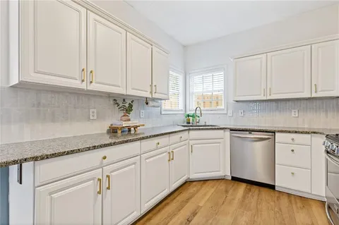 $440,000 | 2034 Crestview Way, Woodstock, GA 30188