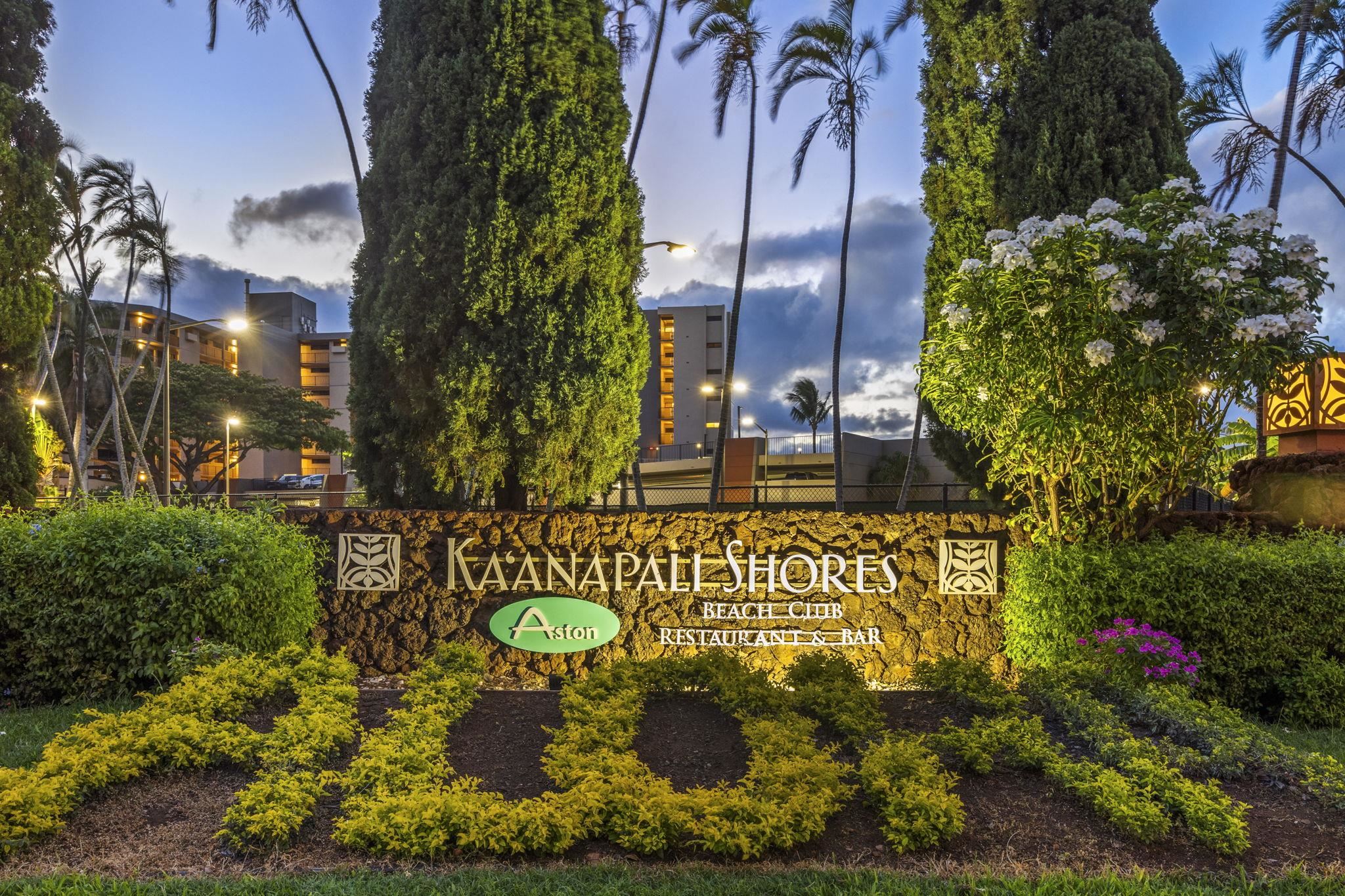 3445 Lower Honoapiilani Road, Unit 516 Lahaina, HI 96761 - Photo 1 of 49 a view of a pathway of a building