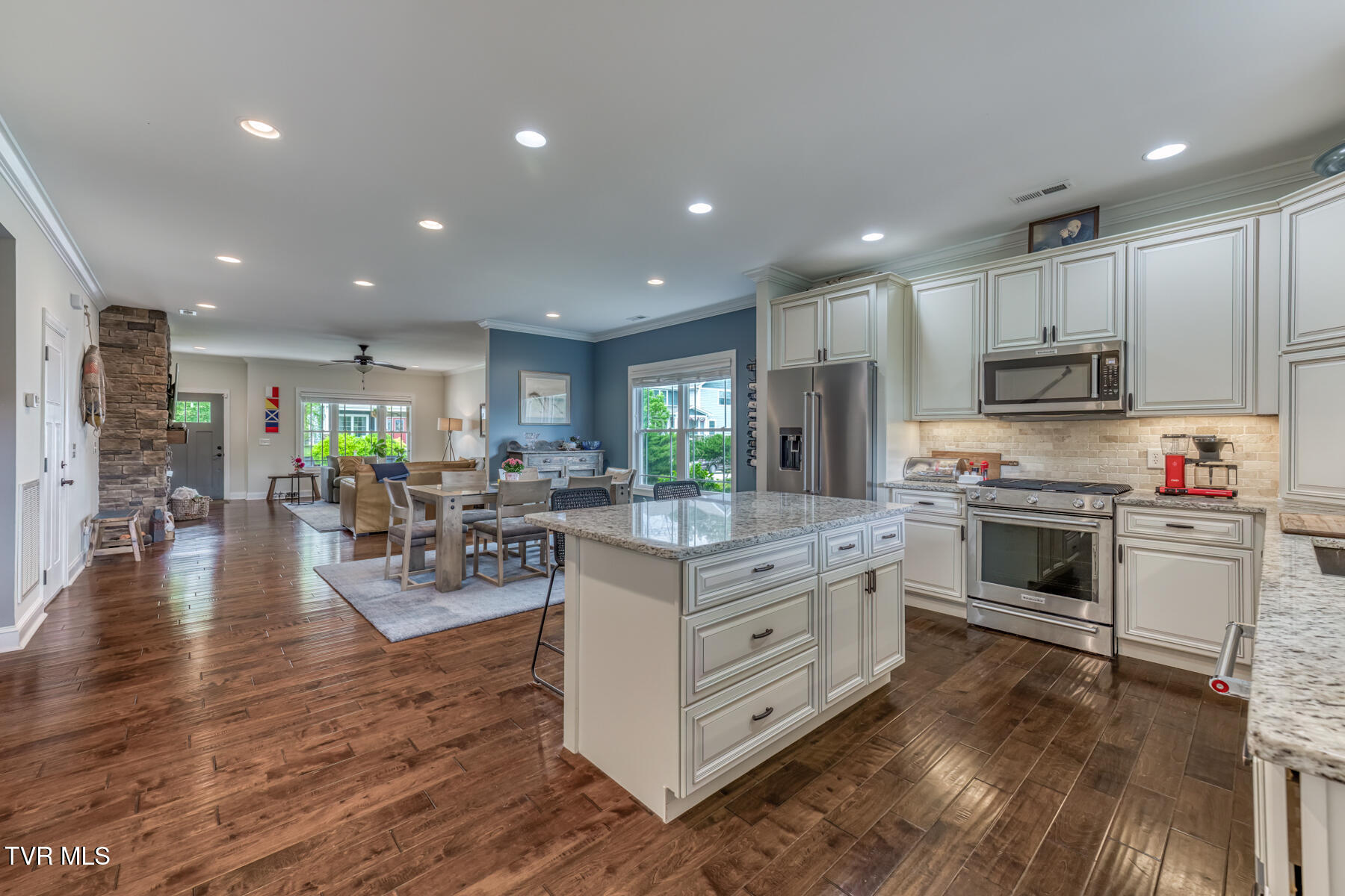 2409 Edinburgh Channel Road Kingsport, TN 37664 - Photo 18 of 64 2409 Edinburgh Channel Rd-18