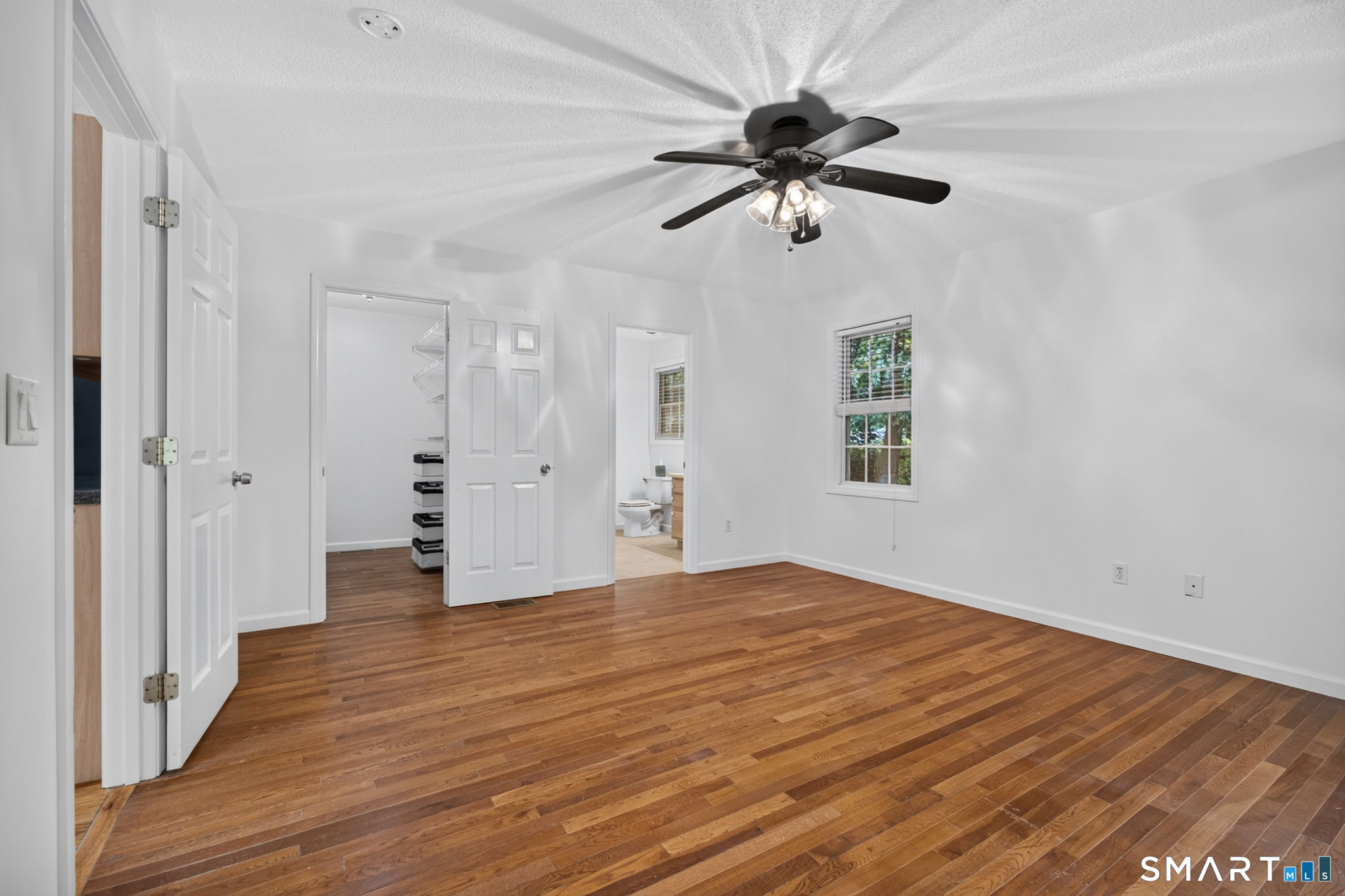 1137 Ridgewood Road Middletown, CT 06457 - Photo 17 of 37 Gallery Image 17