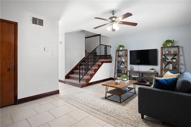 $1,200 | 1504 Clearview Parkway, Unit D, Metairie, LA 70001