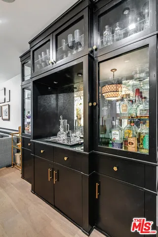 $9,750 | 4635 Clybourn Avenue, Toluca Lake, CA 91602