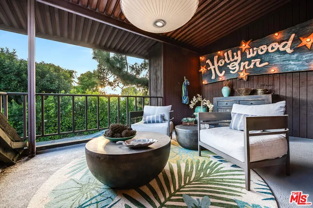 $9,750 | 4635 Clybourn Avenue, Toluca Lake, CA 91602