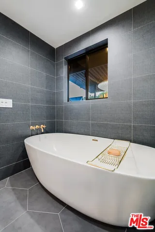 $9,750 | 4635 Clybourn Avenue, Toluca Lake, CA 91602