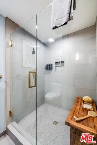 $9,750 | 4635 Clybourn Avenue, Toluca Lake, CA 91602