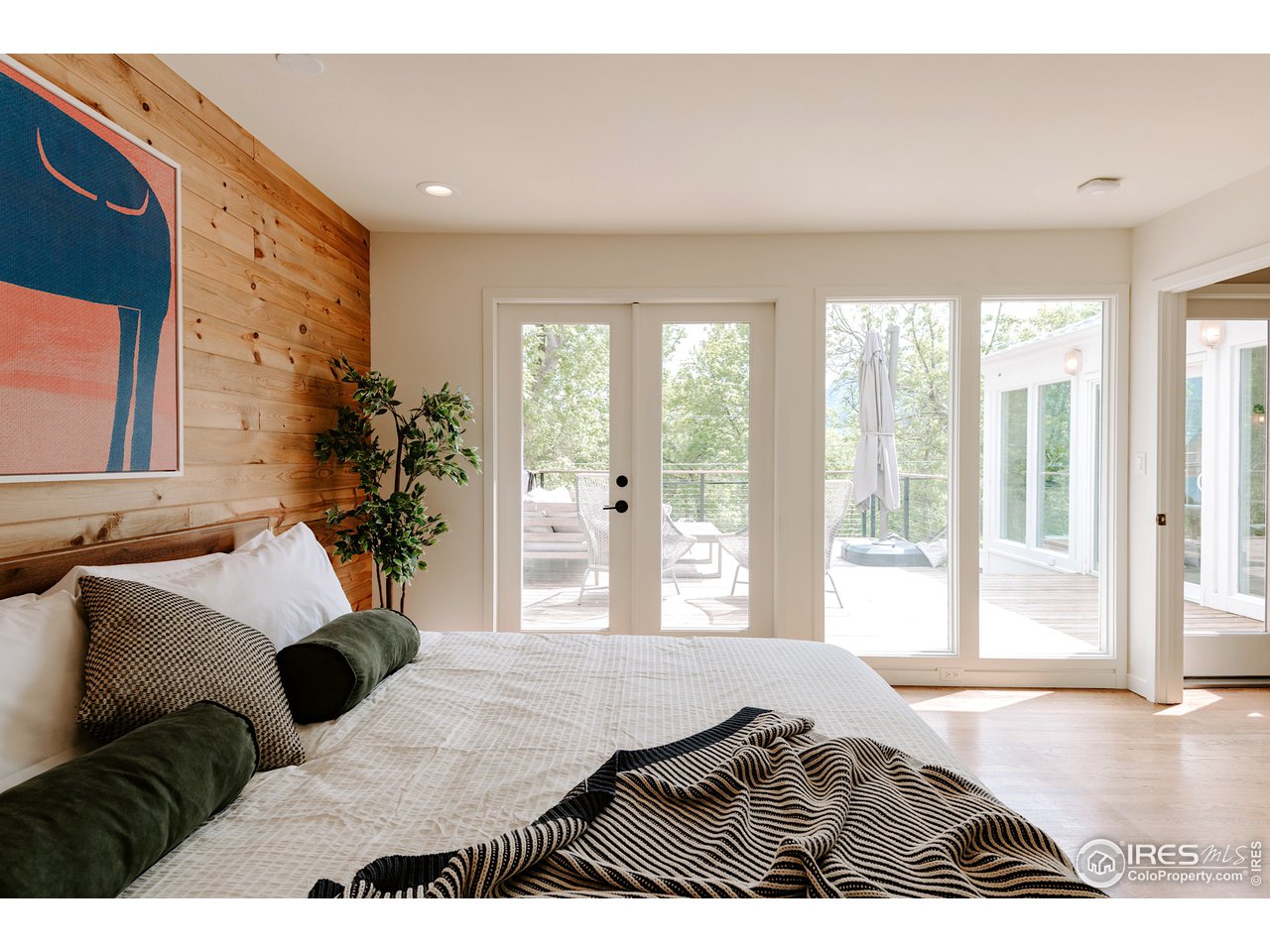 2350 Panorama Avenue Boulder, CO 80304 - Photo 18 of 39 a view of a living room and dining room