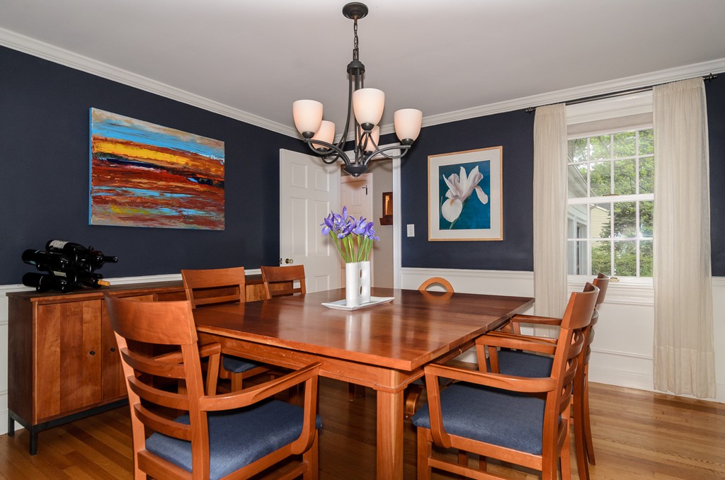 38 Sterling Road Wellesley, MA 02482 - Photo 6 of 18