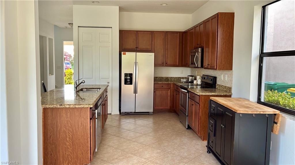 5077 Beckton Road Immokalee, FL 34142 - Photo 3 of 17