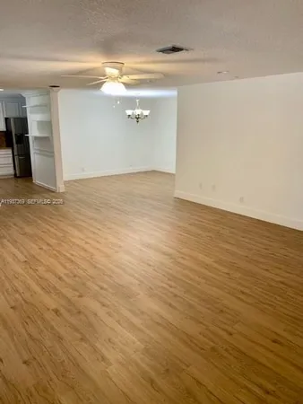 $4,550 | Country Club, Coral Springs, FL 33065