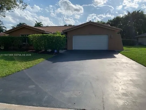 $4,550 | Country Club, Coral Springs, FL 33065
