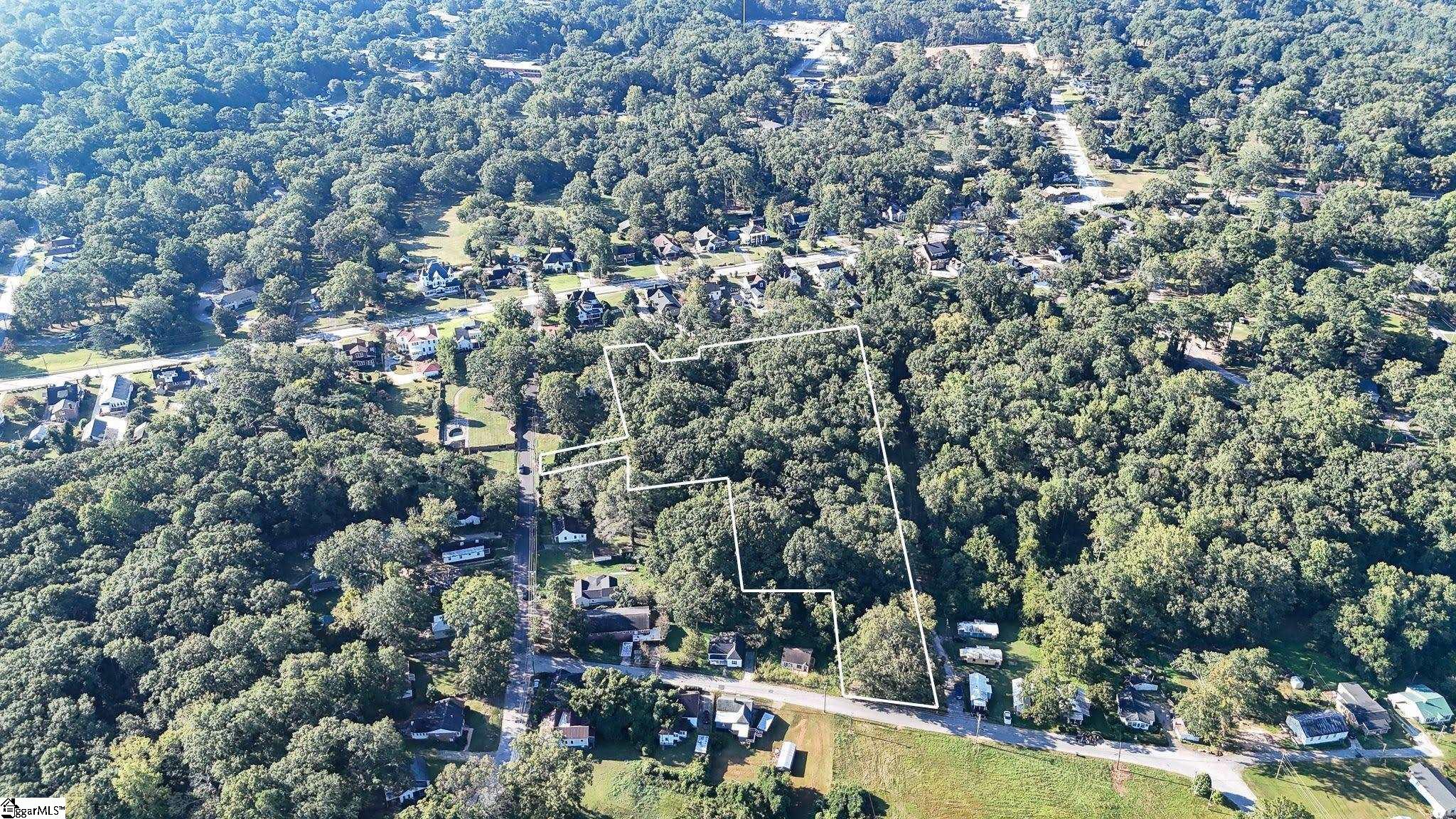 105 Downs Street Laurens, SC 29360 - Photo 2 of 21