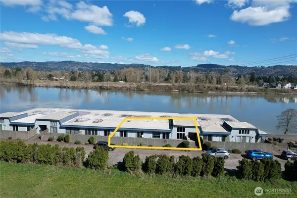 $350,000 | 743 Marine View Drive, Unit 8, Longview, WA 98632