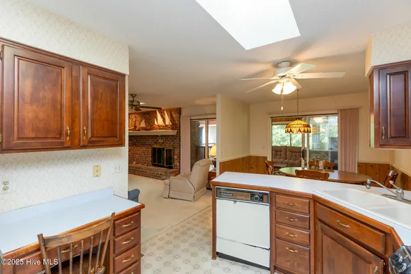 $344,900 | 241 Firetree Lane, West End, NC 27376