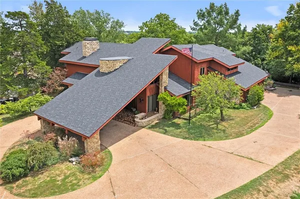 $475,000 | 402 Lees Cir Drive, Fort Scott, KS 66701
