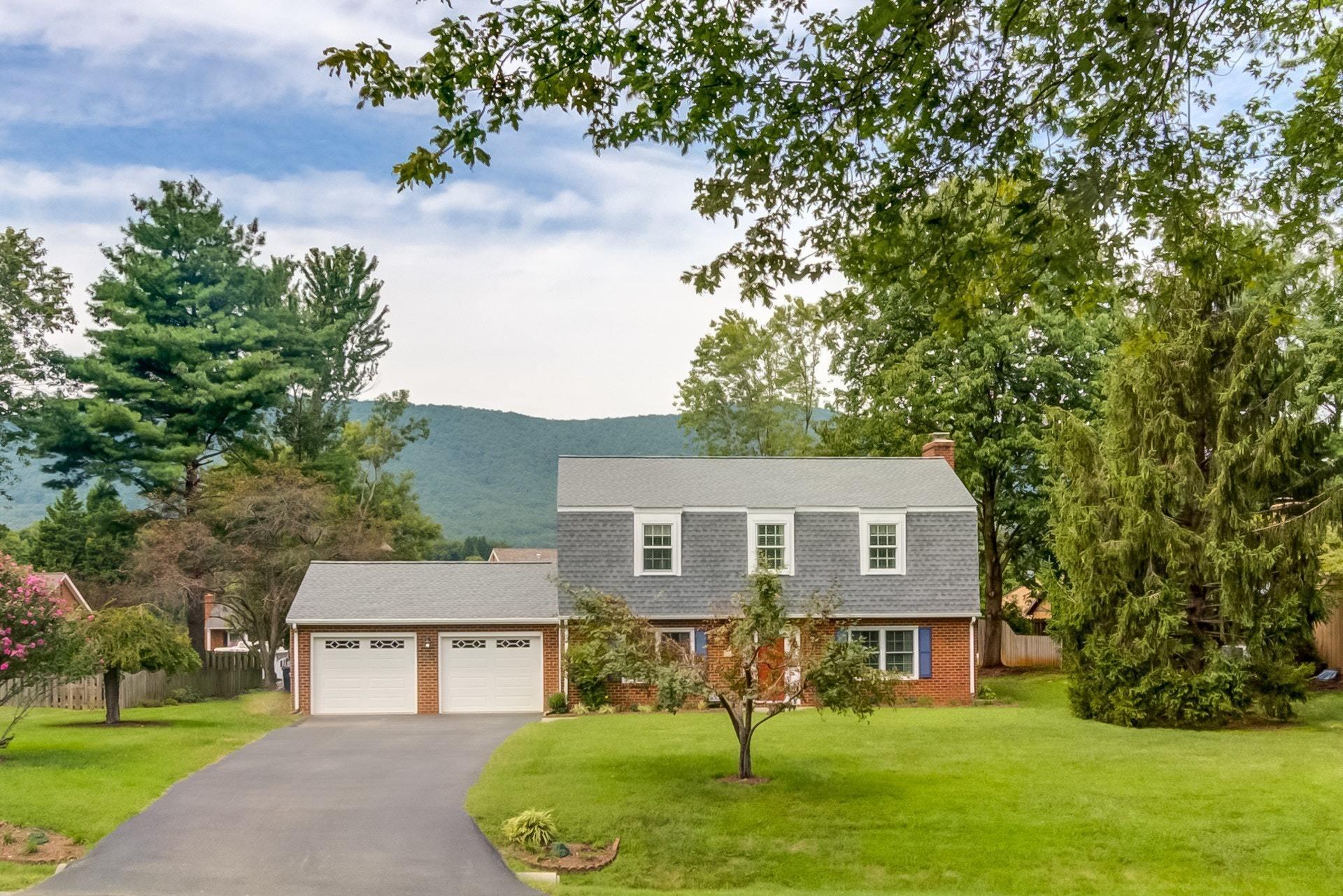 5249 Setter Road Roanoke, VA 24012 - Photo 1 of 34 034-326086-34-untitled-5-35_8173943