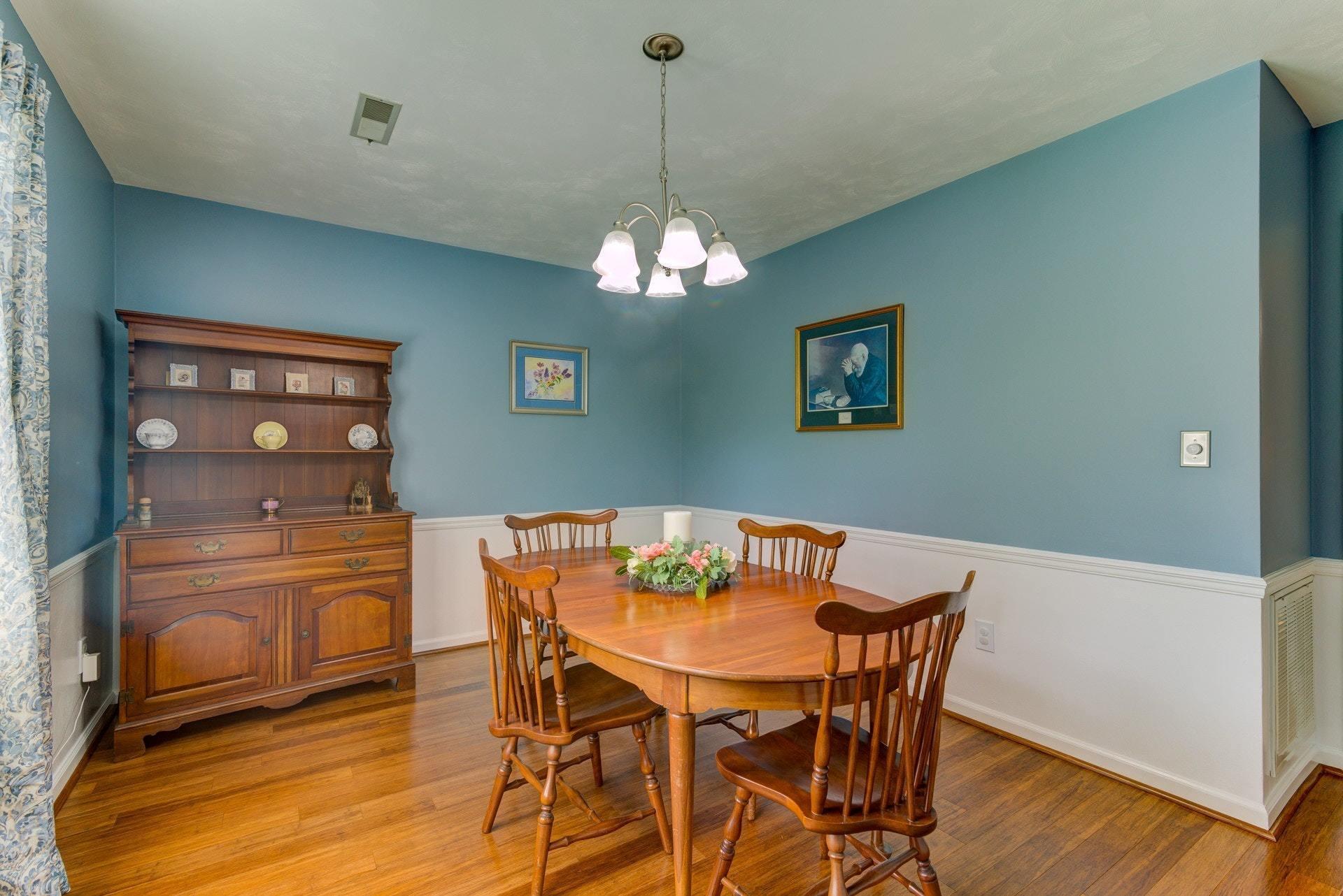 5249 Setter Road Roanoke, VA 24012 - Photo 6 of 34 006-326086-06-untitled-5-4_8173915