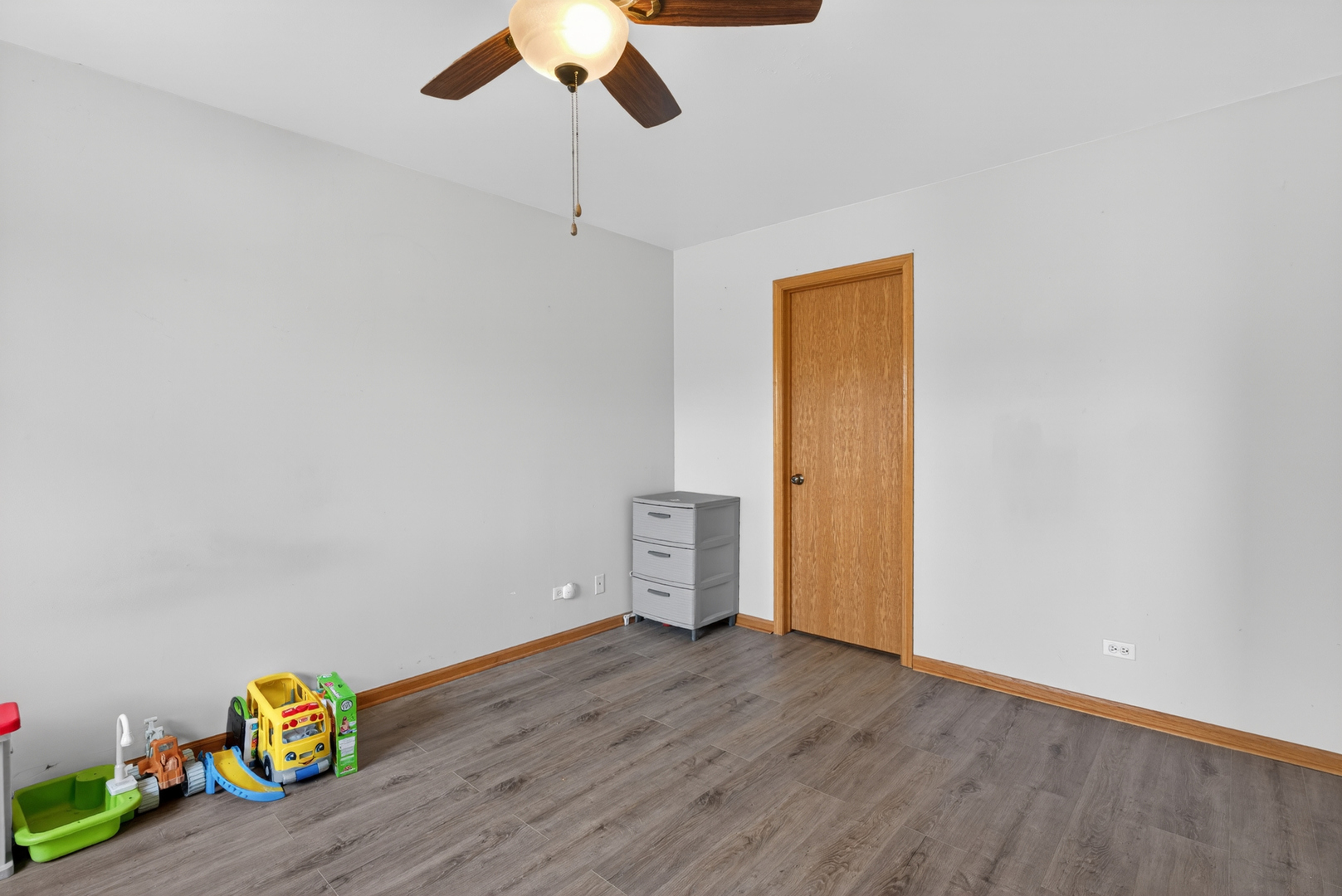 24556 Independence Boulevard Crete, IL 60417 - Photo 19 of 33