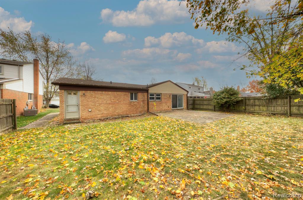 1697 Ranier Street Canton, MI 48187 - Photo 23 of 26