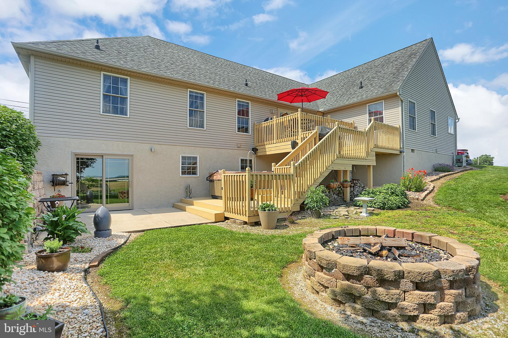 440 Doe Run Road Manheim, PA 17545 - Photo 27 of 30 Backyard Paradise