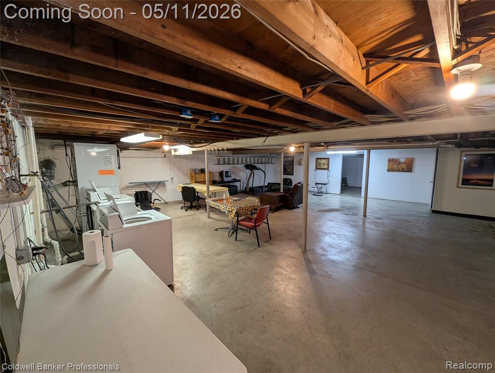 26945 Milford Road, Unit 8 New Hudson, MI 48165 - Photo 27 of 31