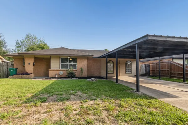 $239,900 | 3518 Thornwood Drive, Pasadena, TX 77503