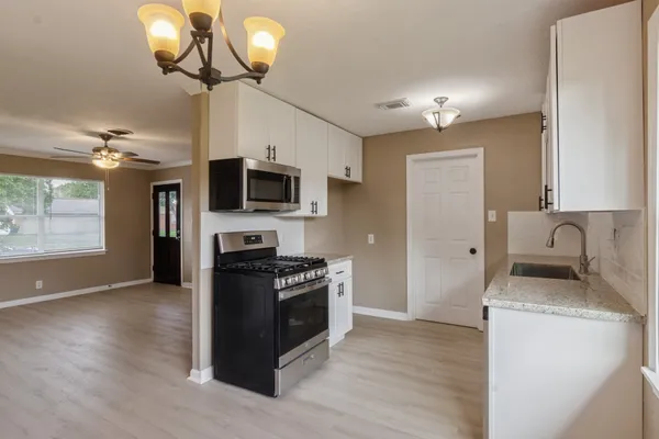 $239,900 | 3518 Thornwood Drive, Pasadena, TX 77503
