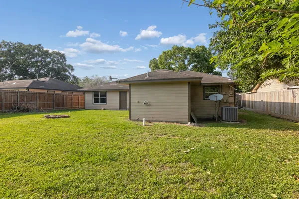 $239,900 | 3518 Thornwood Drive, Pasadena, TX 77503