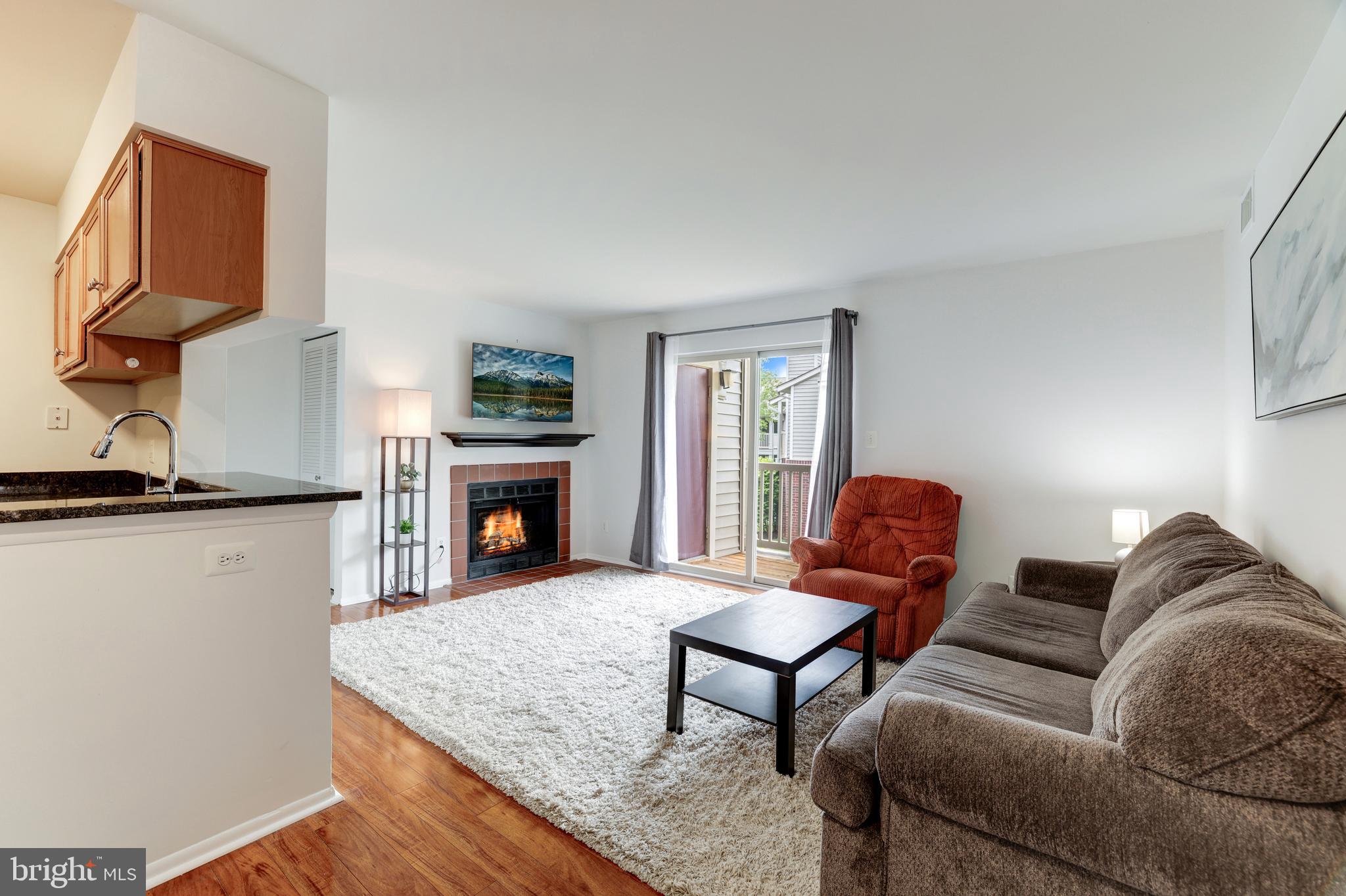 1732 Ascot Way, Unit G Reston, VA 20190 - Photo 5 of 26 Gallery Image 5