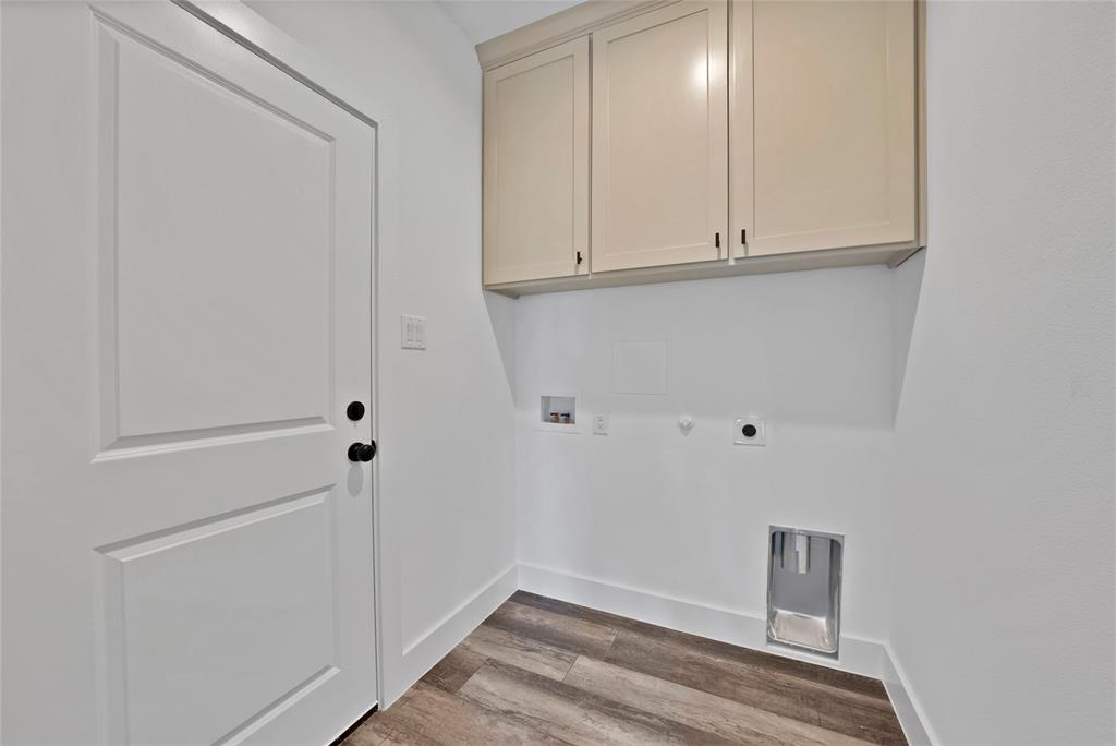 175 Harris Harbor Road East Tawakoni, TX 75472 - Photo 11 of 22 a view of cabinets