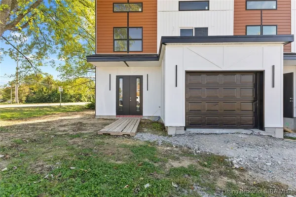 $356,000 | 1622 Scott Street, Jeffersonville, IN 47130