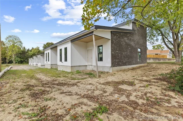 $356,000 | 1622 Scott Street, Jeffersonville, IN 47130