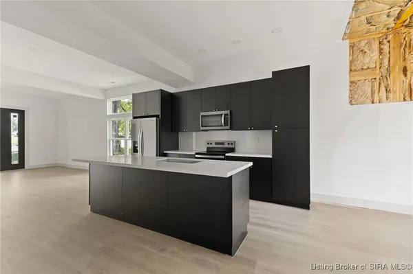 $356,000 | 1622 Scott Street, Jeffersonville, IN 47130