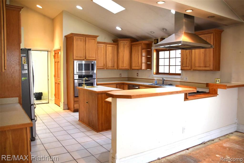 1513 East Marr Road Howell, MI 48855 - Photo 4 of 38
