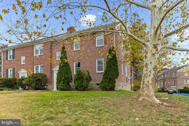 $1,700 | 2203 Steele Road, Drexel Hill, PA 19026