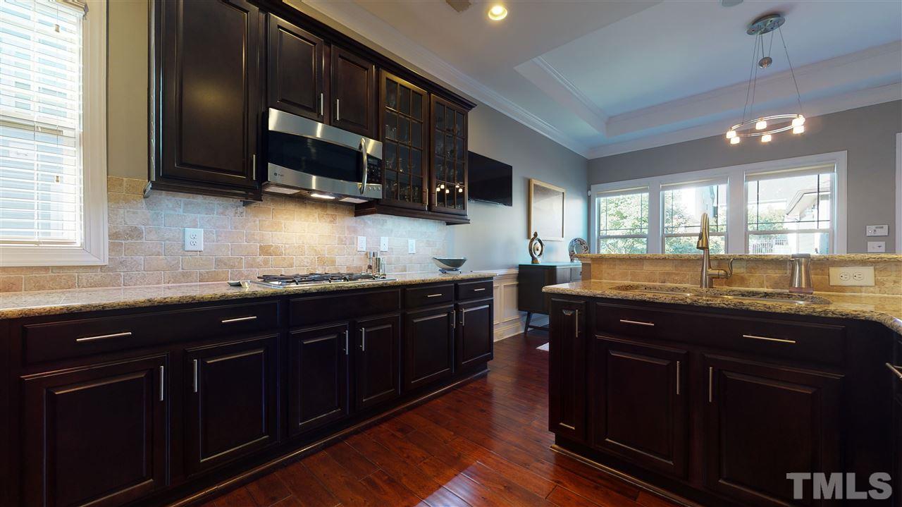 5516 Wade Park Boulevard Raleigh, NC 27607 - Photo 11 of 30
