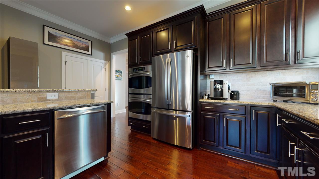 5516 Wade Park Boulevard Raleigh, NC 27607 - Photo 12 of 30