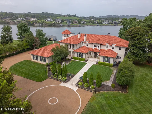 $7,900,000 | 8719 Inlet Drive, Knoxville, TN 37922