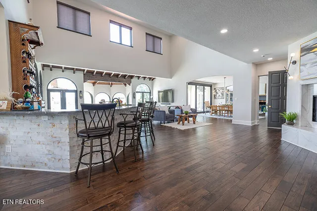 $7,900,000 | 8719 Inlet Drive, Knoxville, TN 37922