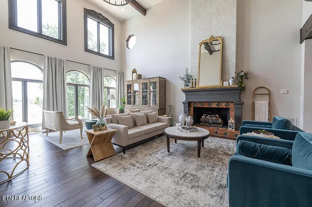 $7,900,000 | 8719 Inlet Drive, Knoxville, TN 37922