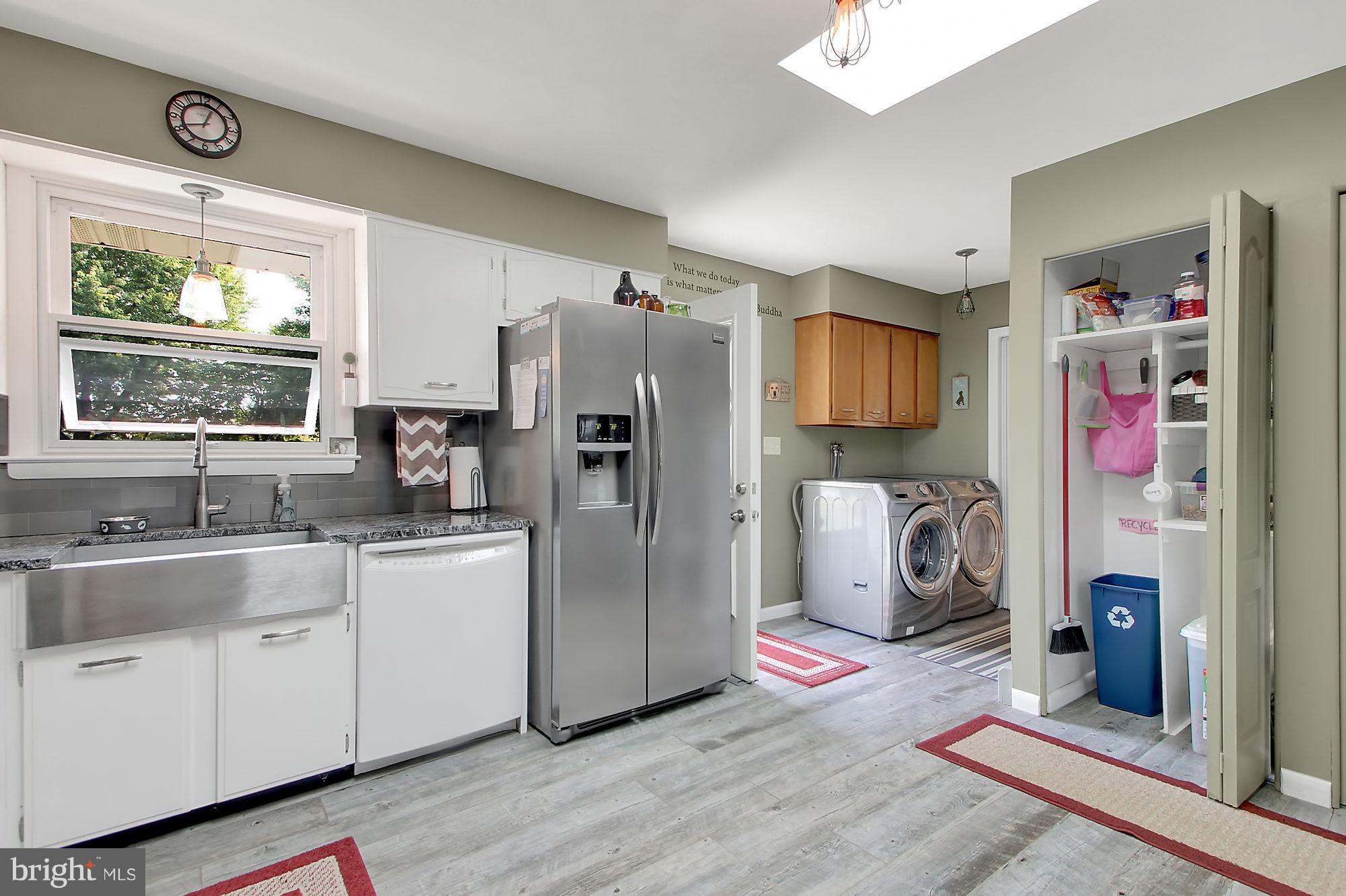 735 Lucabaugh Mill Road Westminster, MD 21157 - Photo 15 of 30 Kitchen