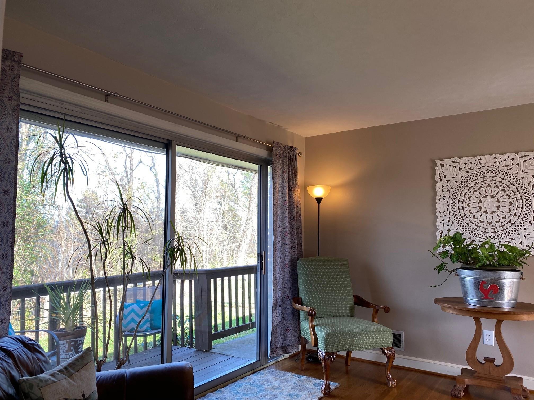 533 Diamond Road Salem, VA 24153 - Photo 12 of 40 LR - 2 chairs looking to rear deck