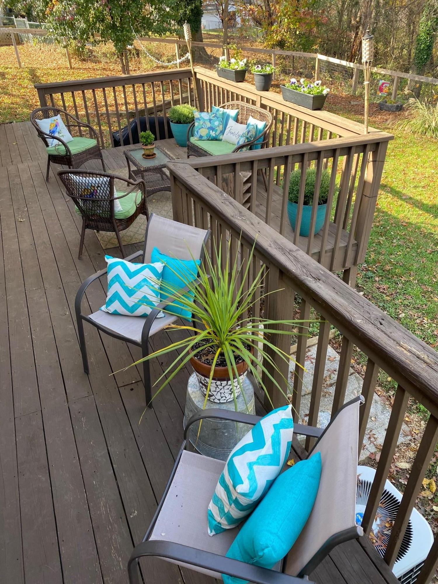 533 Diamond Road Salem, VA 24153 - Photo 31 of 40 Rear Deck 2