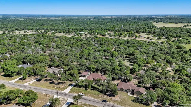 $650,000 | 315 Cibolo Ridge, La Vernia, TX 78121